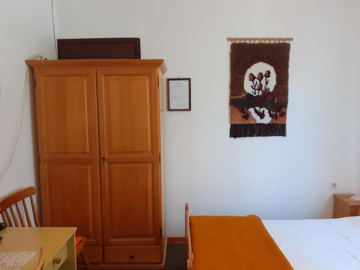 Apartment Simunec Malinska Eksteriør billede