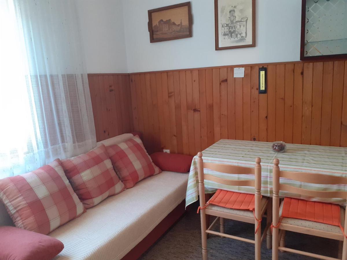 Apartment Simunec Malinska Eksteriør billede