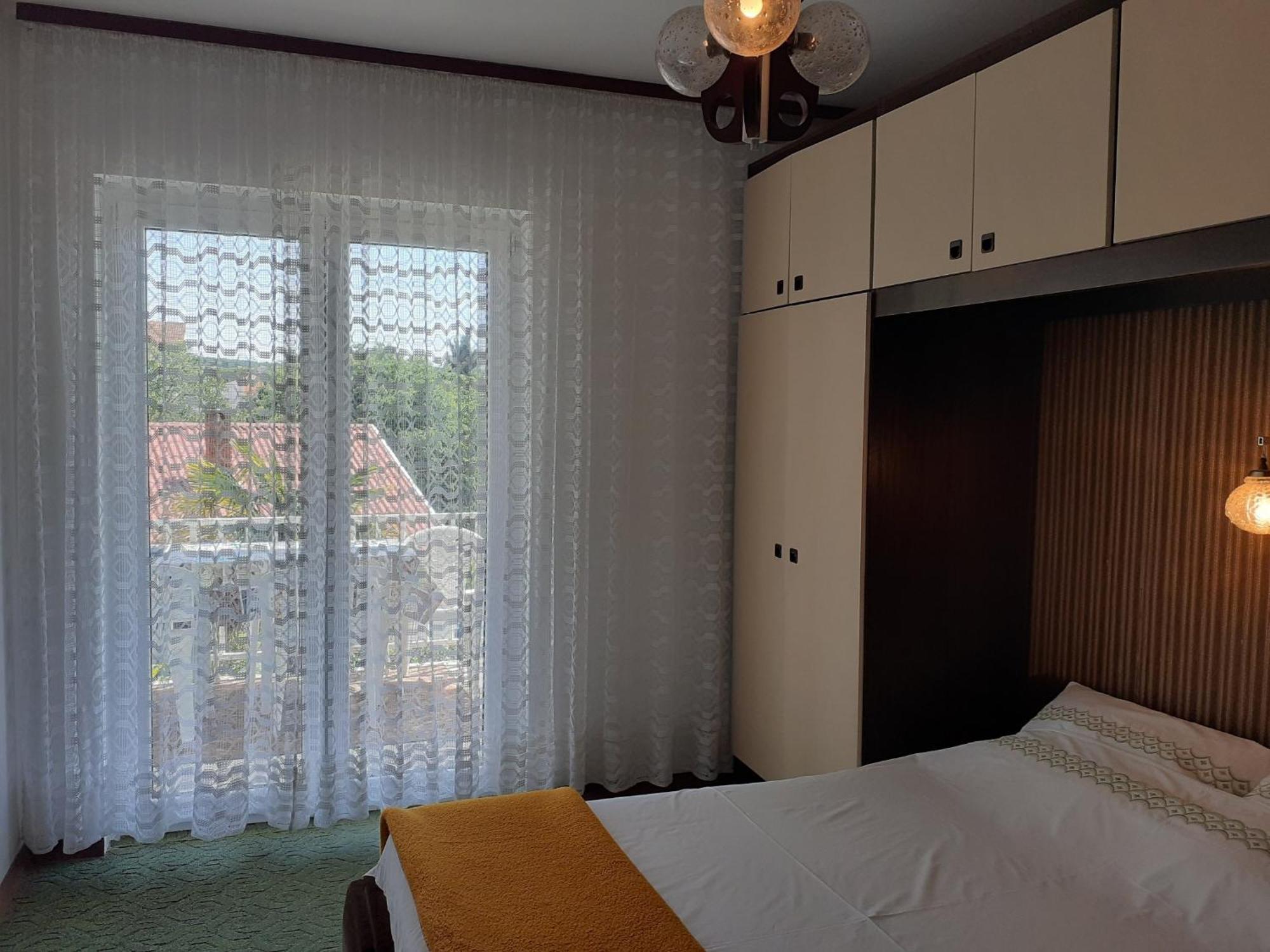 Apartment Simunec Malinska Værelse billede